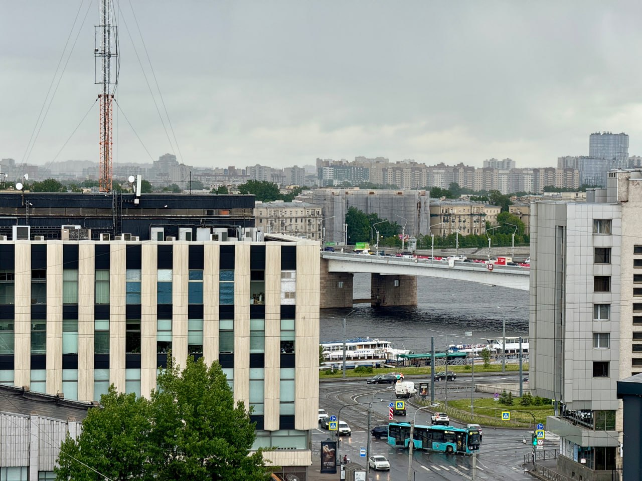 Port Comfort Херсонская, 39